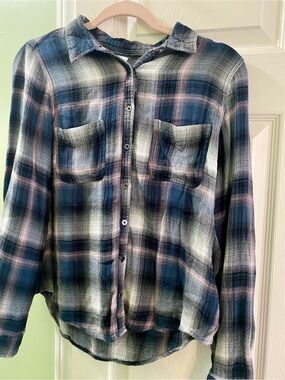 Maurices navy, pink, white textured plaid knit top. Y2K